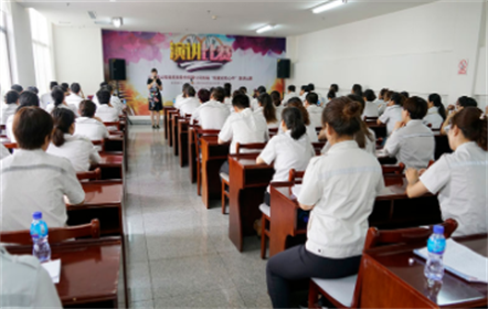 質(zhì)量為本、品質(zhì)為先/服飾公司舉辦質(zhì)量月演講比賽